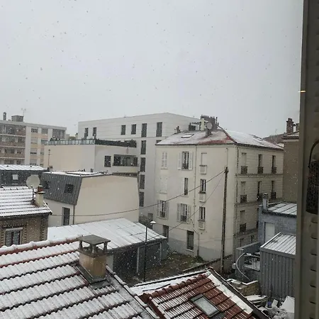 Le Clair & Spacieux - Parking - 15 Min Paris Apartment Bois-Colombes