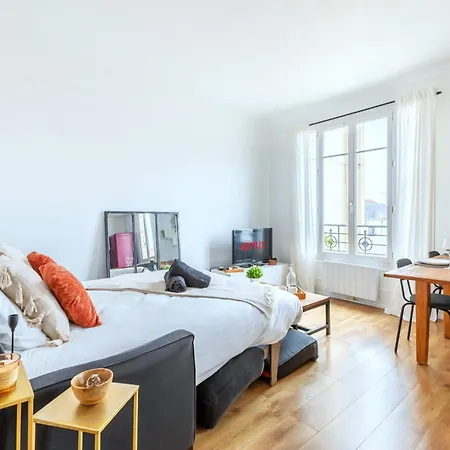 Apartment Le Clair & Spacieux - Parking - 15 Min Paris