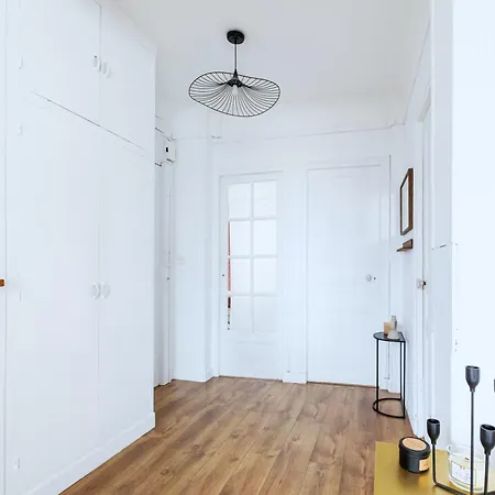 Le Clair & Spacieux - Parking - 15 Min Paris شقة بْوا كولومْبْ